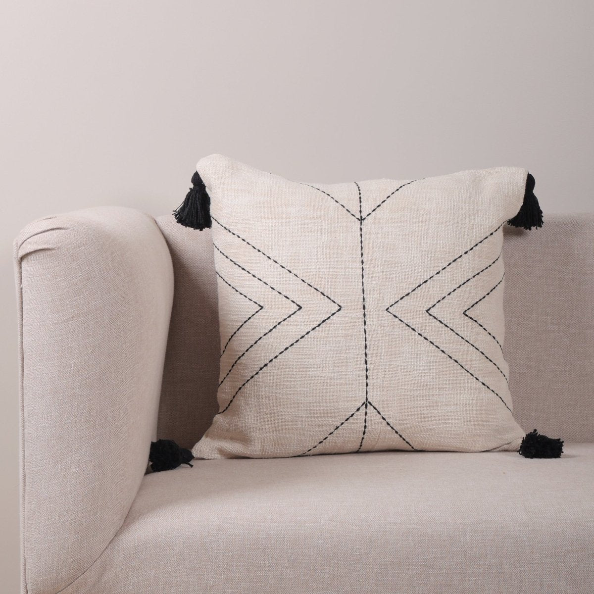 Parin Geometric Embroidered Cotton Cushion - OPULENT Co