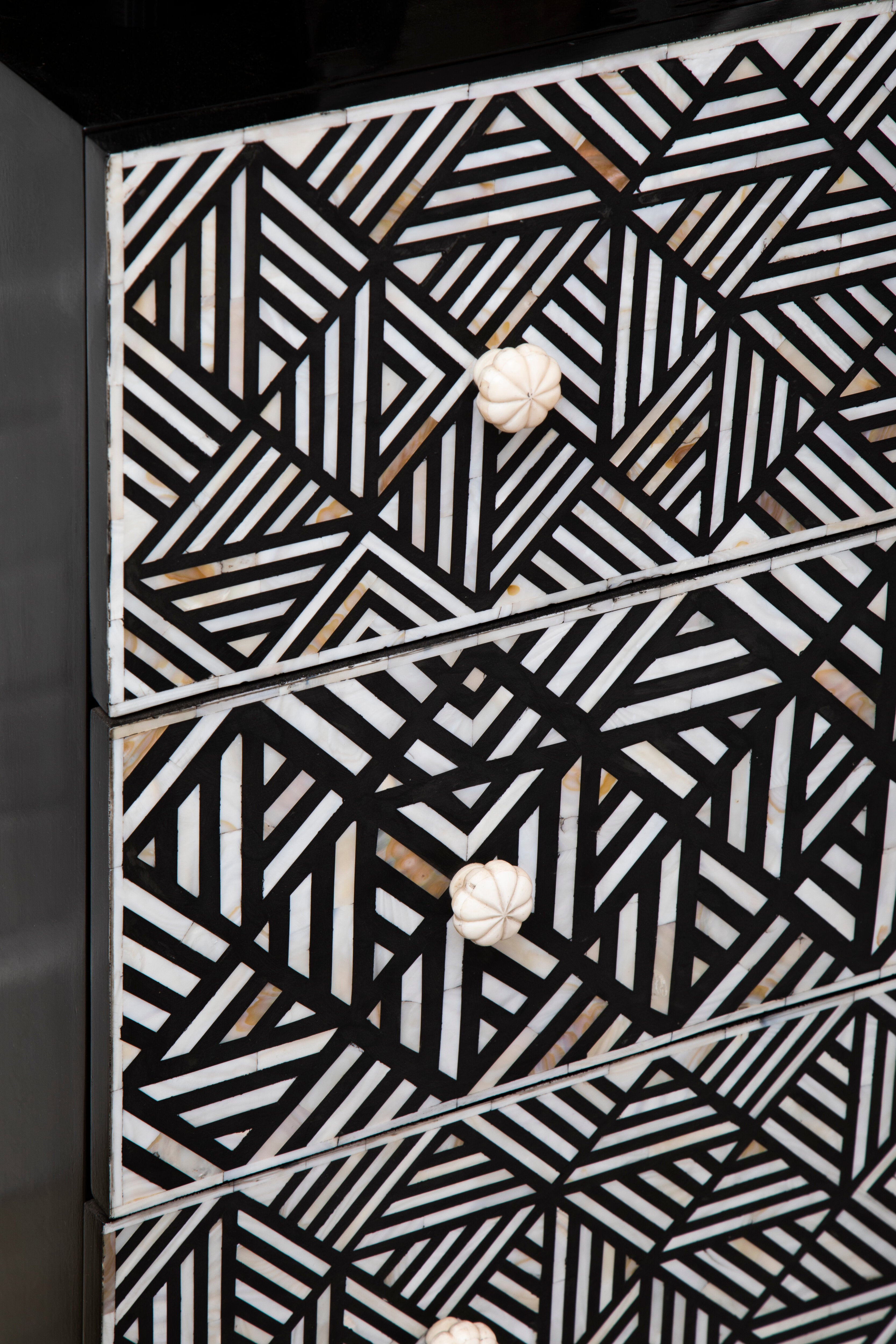 Allora Bone Monochrome Chest Of Drawers