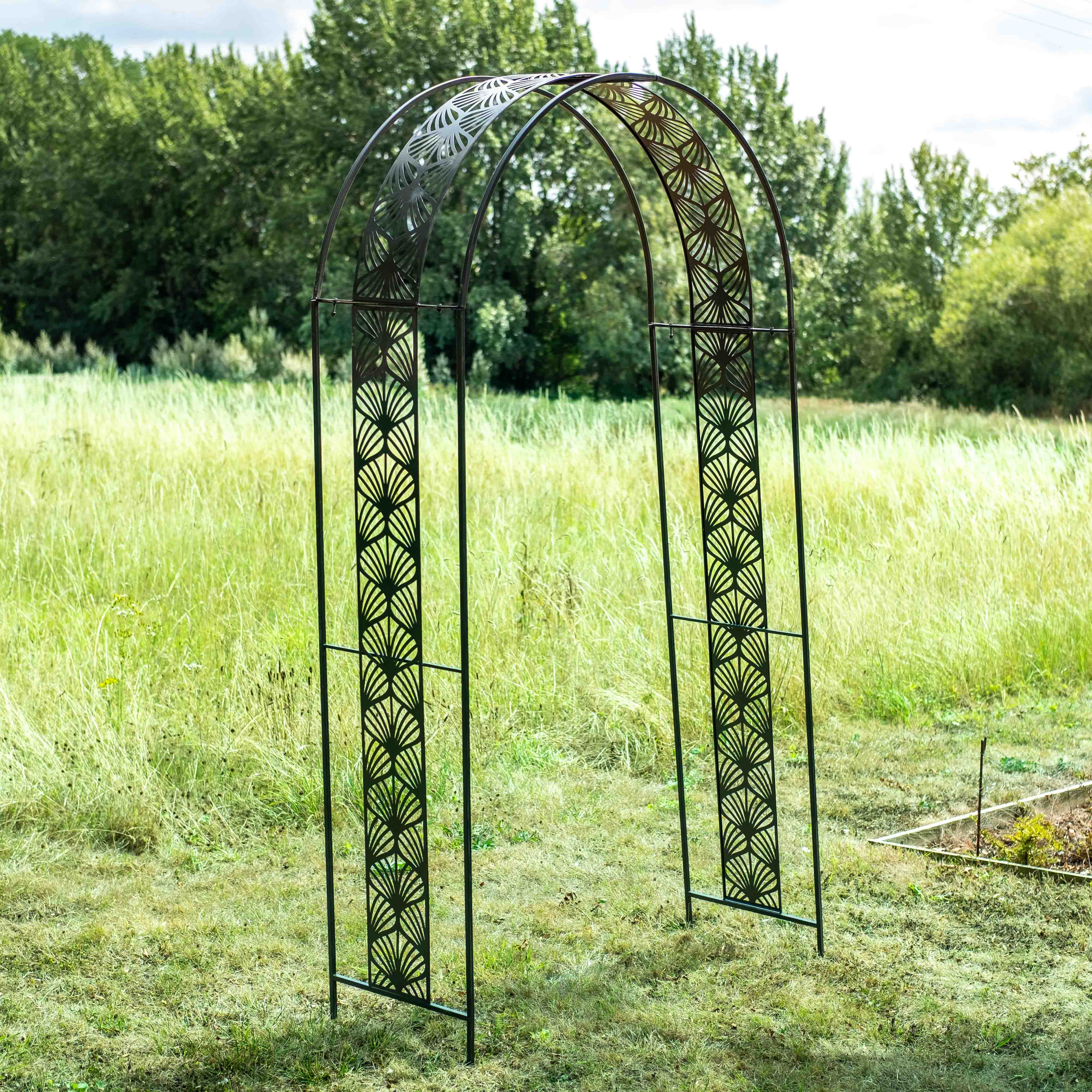Art Deco Arch | Garen Arch | Umber Grey