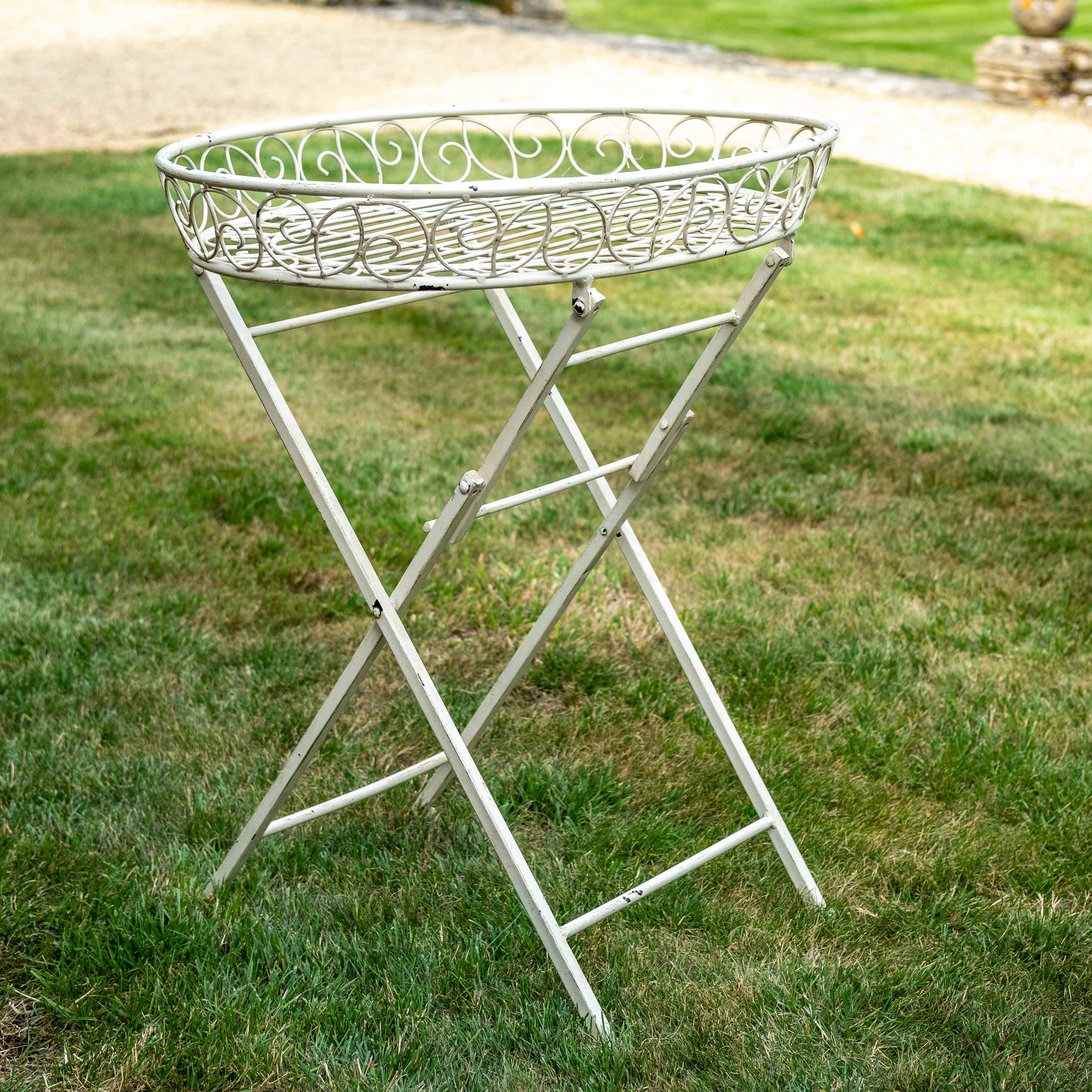 BLAIS BUTLERS TABLE