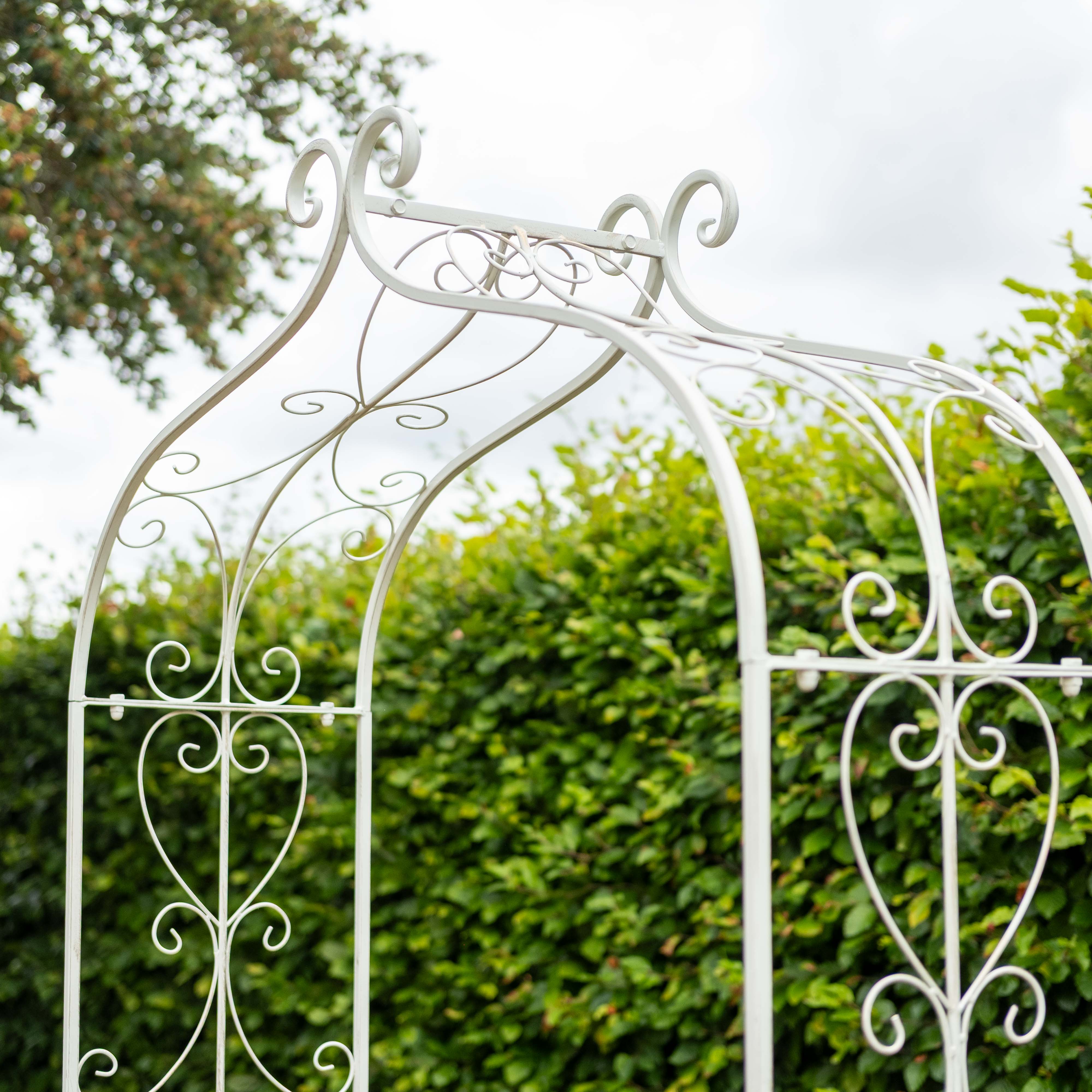 FAIRFORD GARDEN ARCH | CREAM
