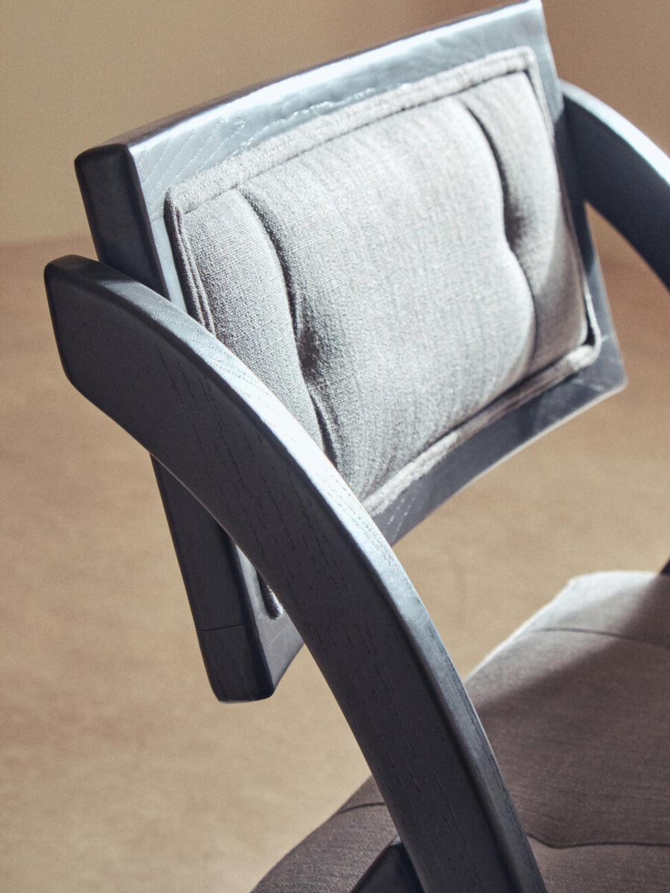 Nino Grey and Black Elm Wood Folding Chair