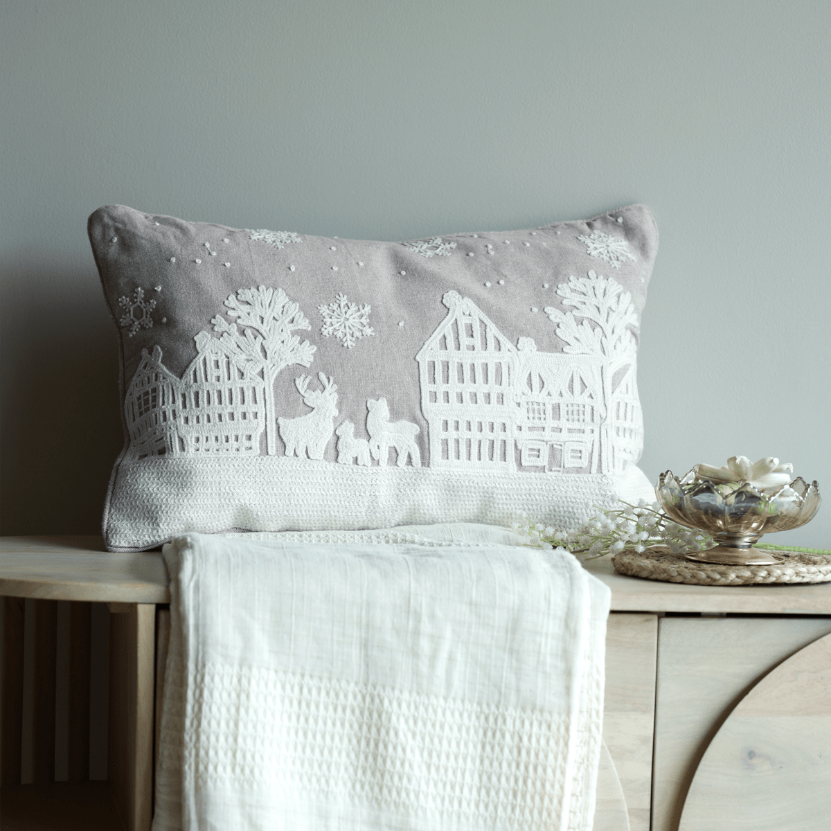 Festive Glow Cotton Chambray Cushion - OPULENT Co