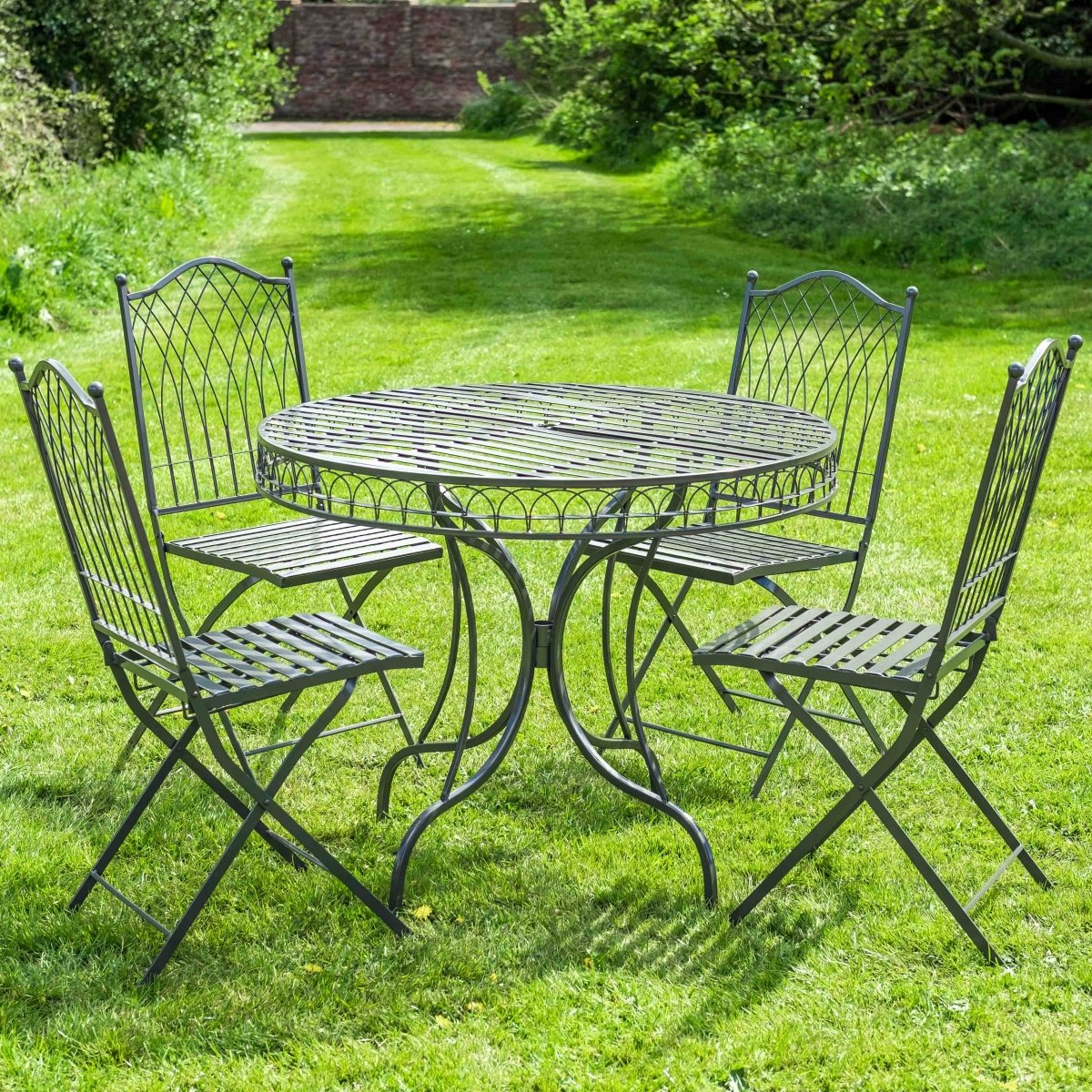Hampton Large Bistro Set | Umber Gery - OPULENT co