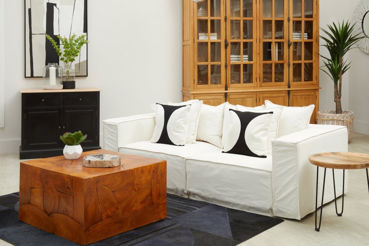 Matto Safira Large Deco Black And Grey Hair On Leather Rug - OPULENT Co