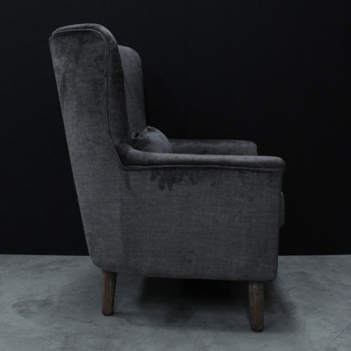 Melbah Armchair in Graphite - OPULENT Co
