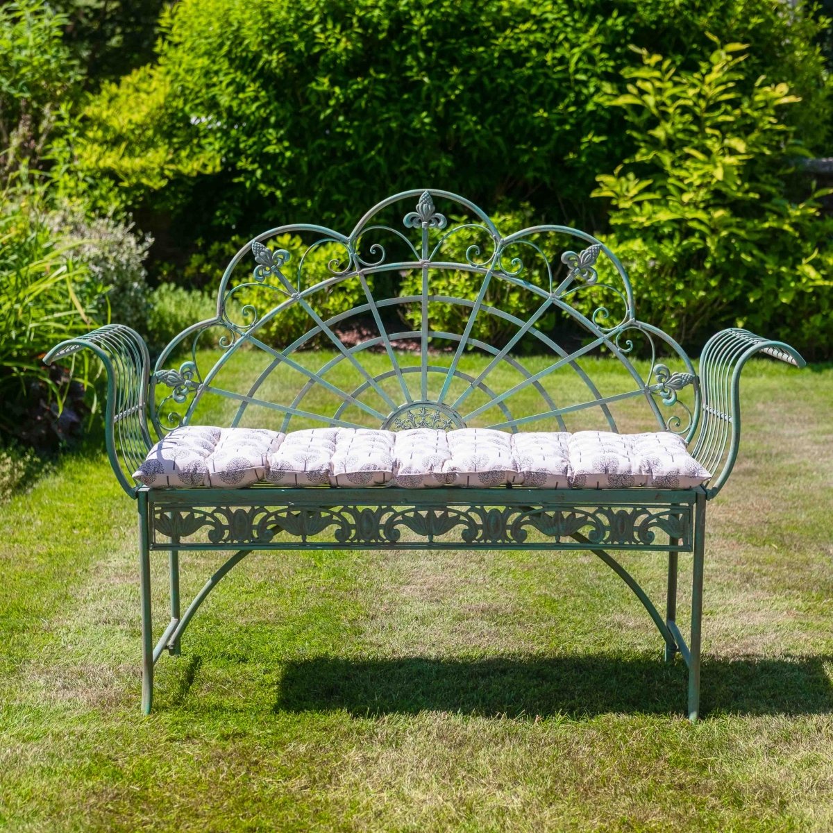 Peacock Metal Bench | Vintage Green - OPULENT co