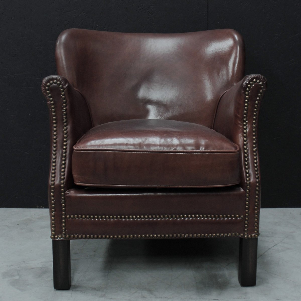 Vintage Brown Leather Club Chair - OPULENT Co