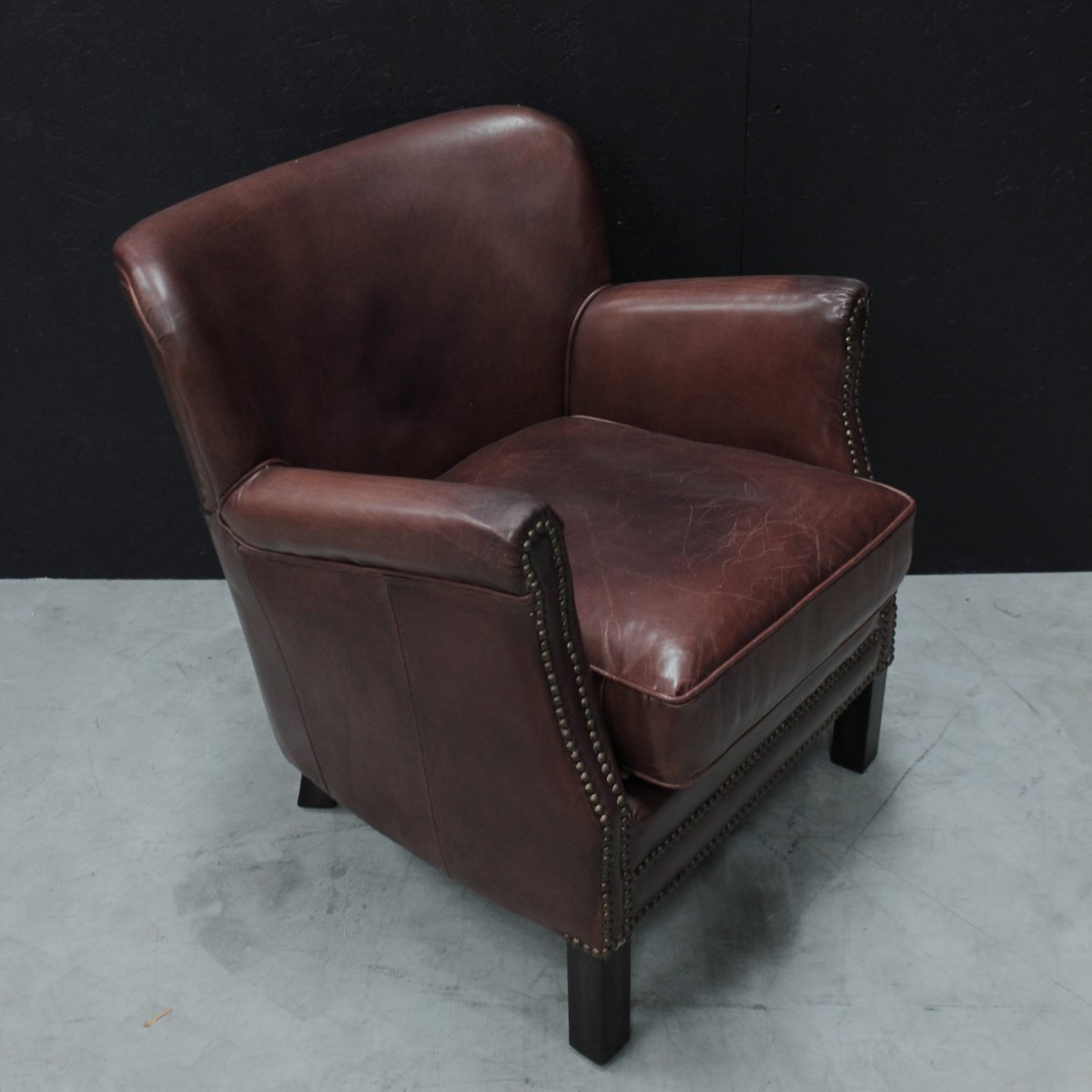 Vintage Brown Leather Club Chair - OPULENT Co