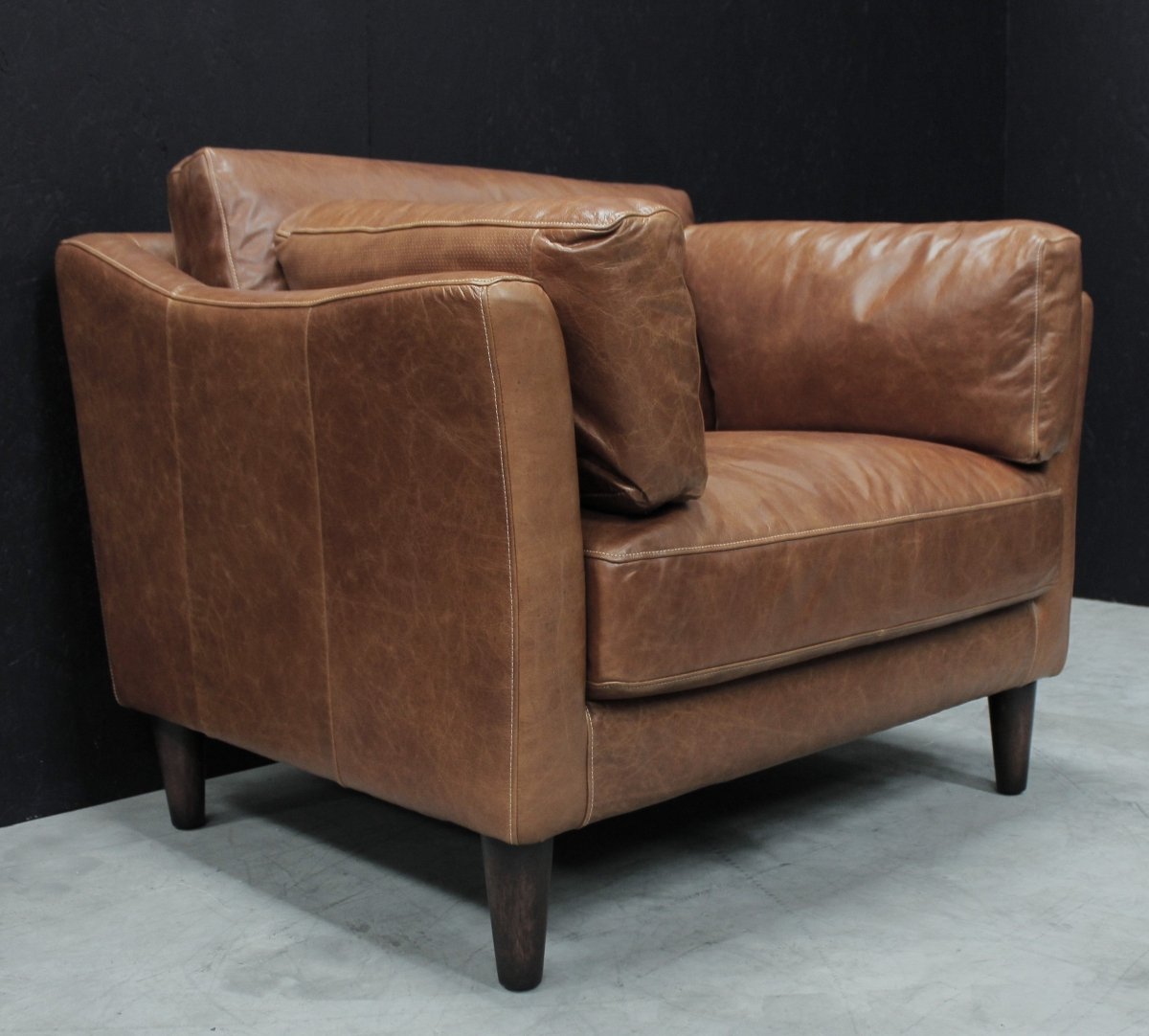 Vintage Leather Adina Armchair - OPULENT Co