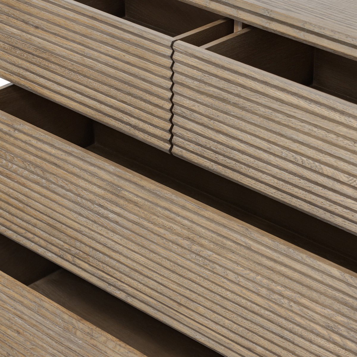 Wickham Ribbed Oak Chest of Drawers - OPULENT co