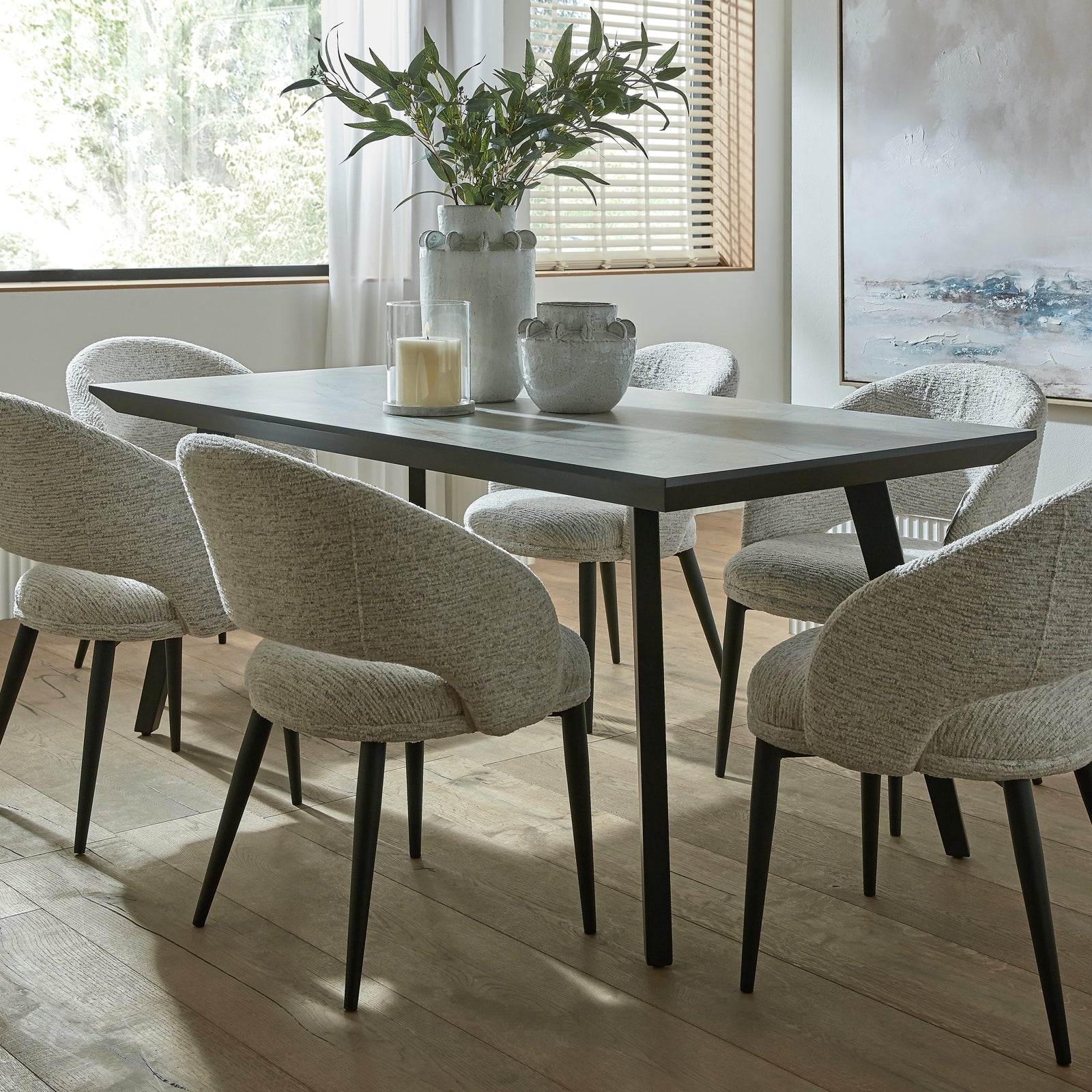 Nivara Rectangular Dining Table