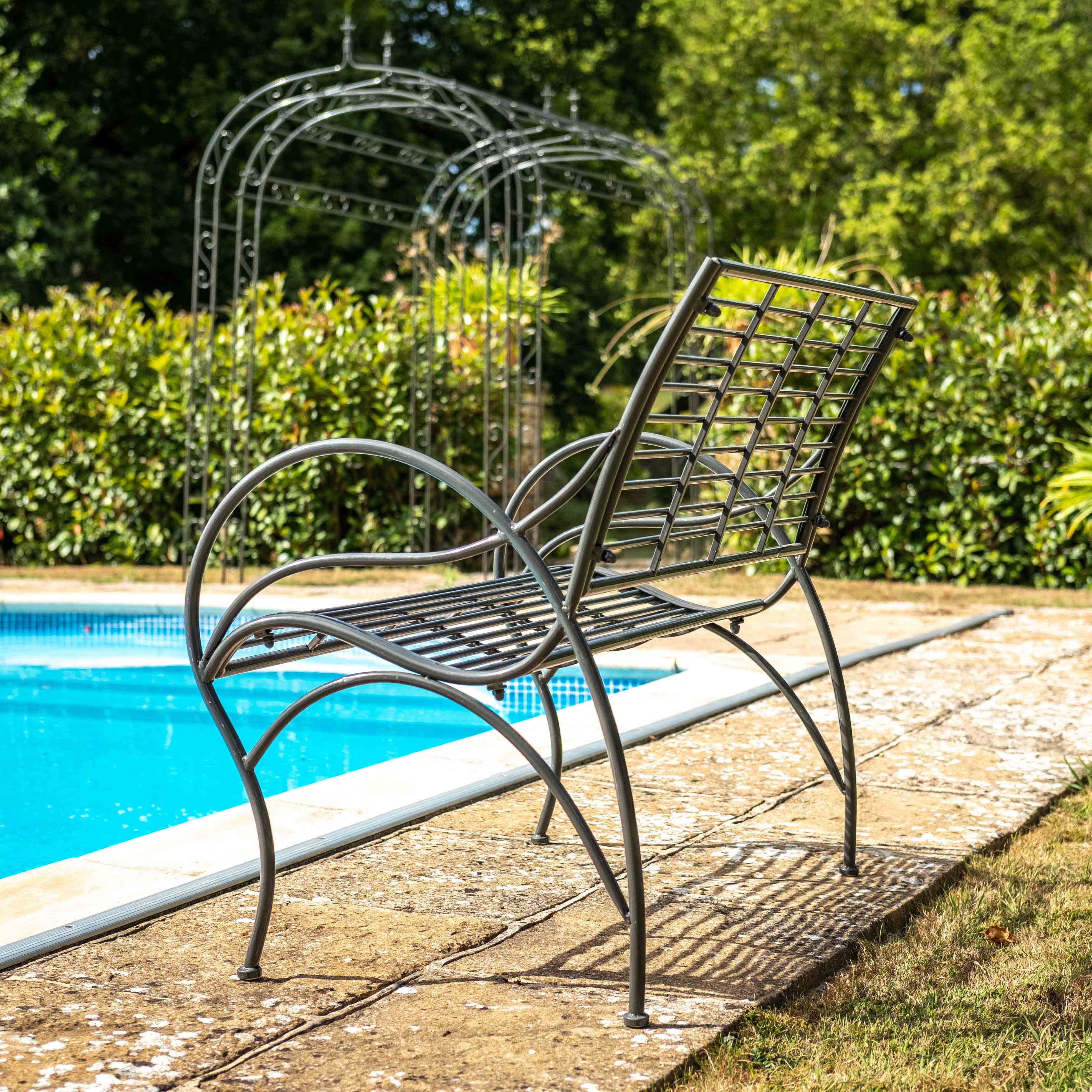 AMALFI METAL BENCH | UMBRA GREY