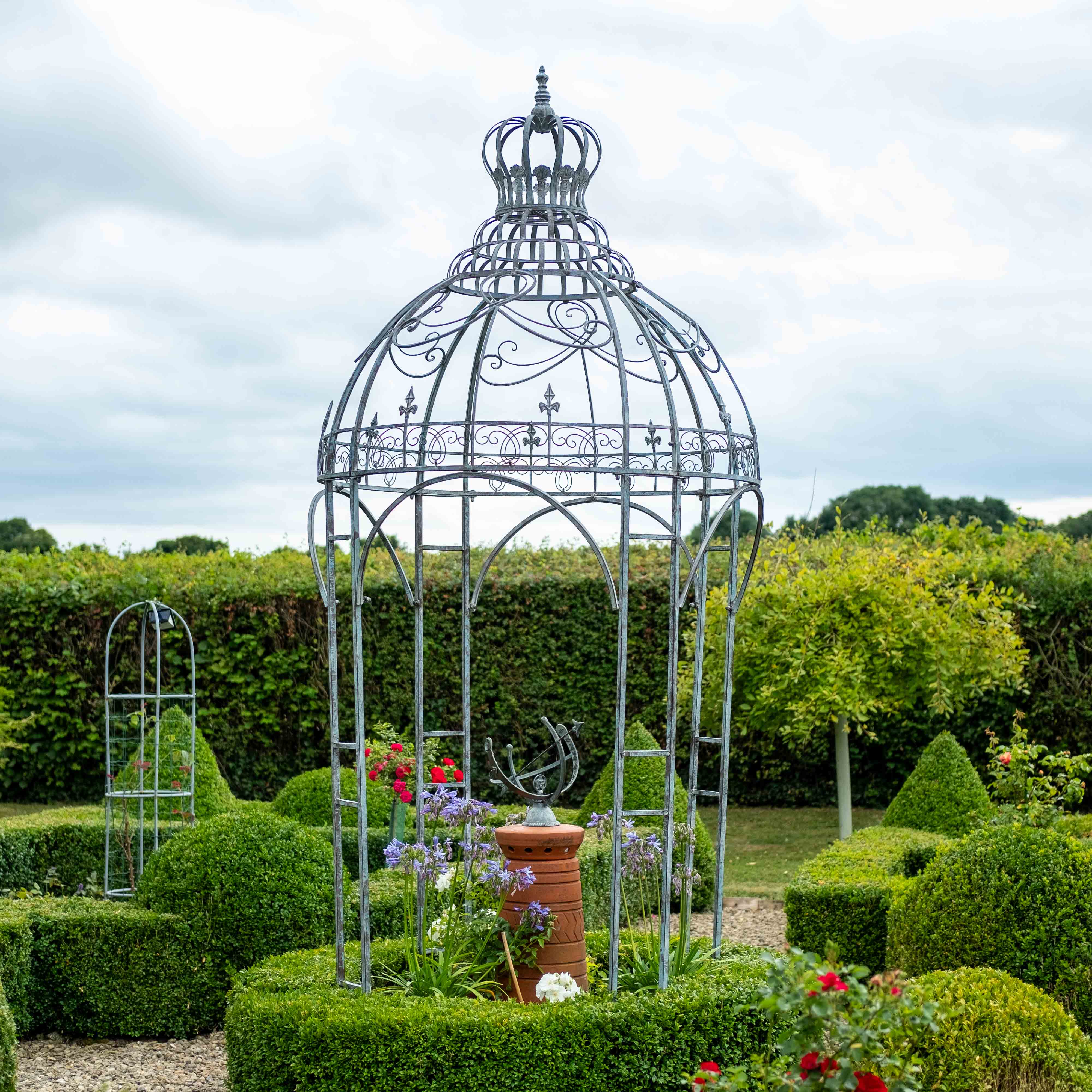 'Crown' gazebo (1.4m) | Grey blue stone