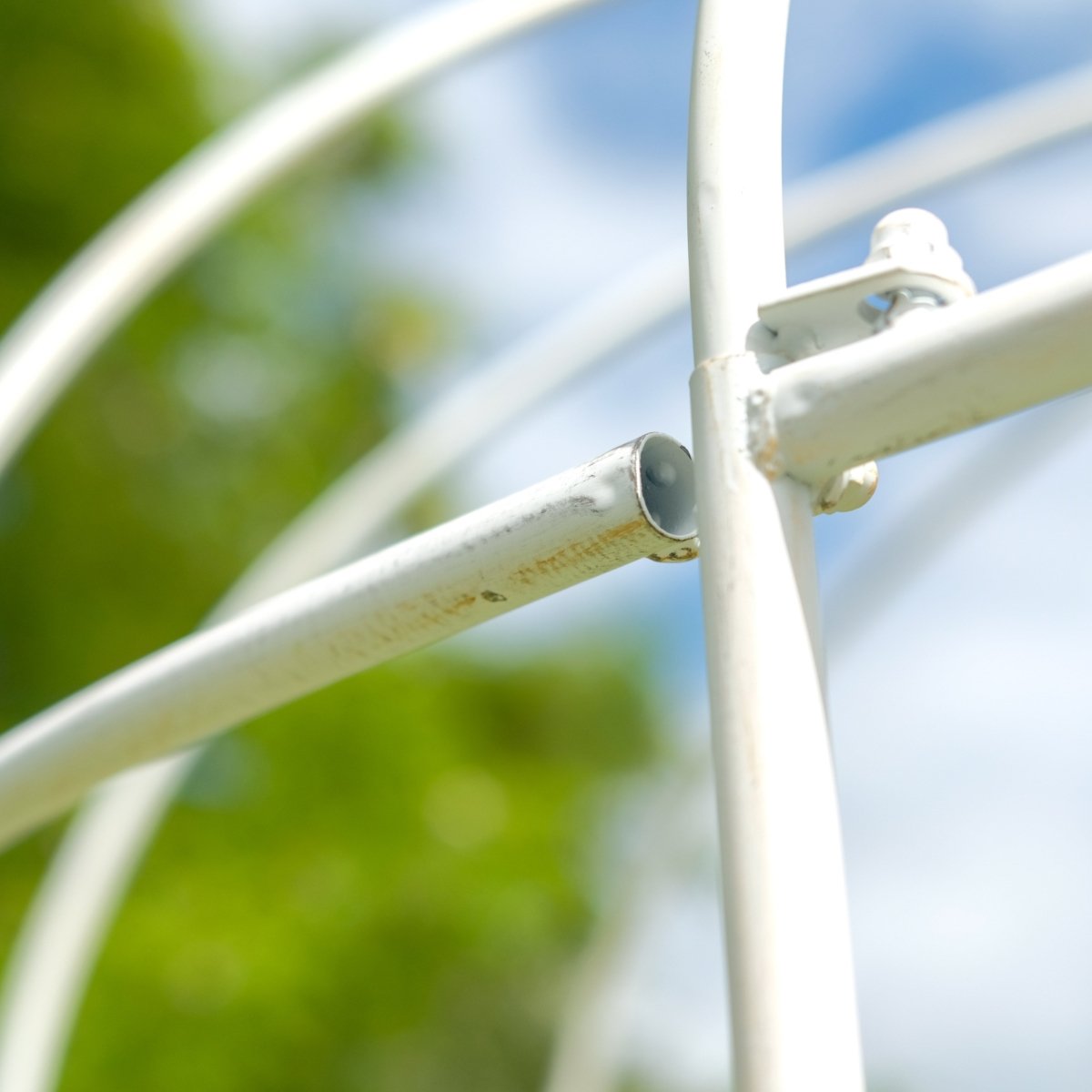 Fleur - de - Lys Round Gazebo | Cream Gold - OPULENT Co