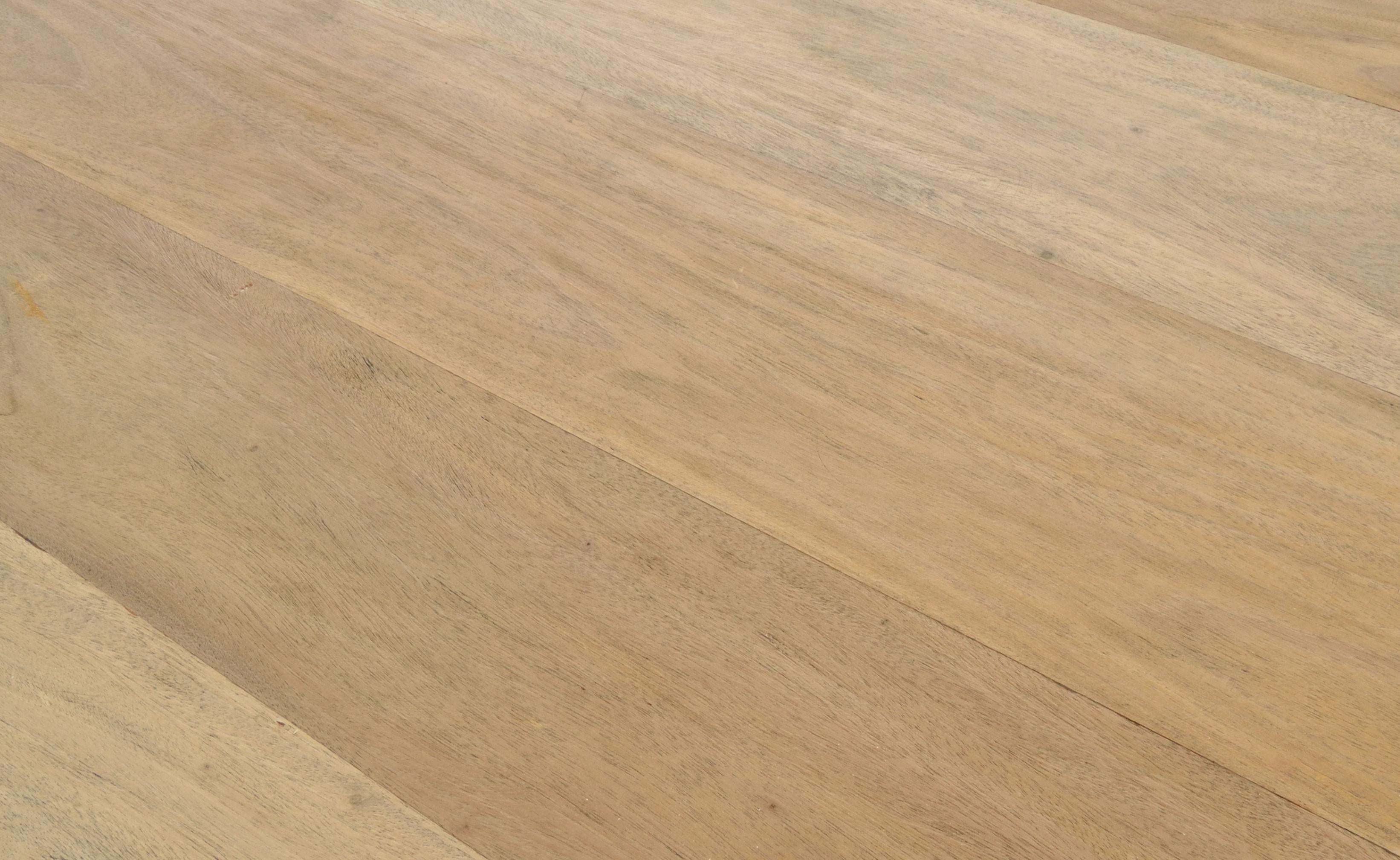 Vintage 150cm Round Dining Table