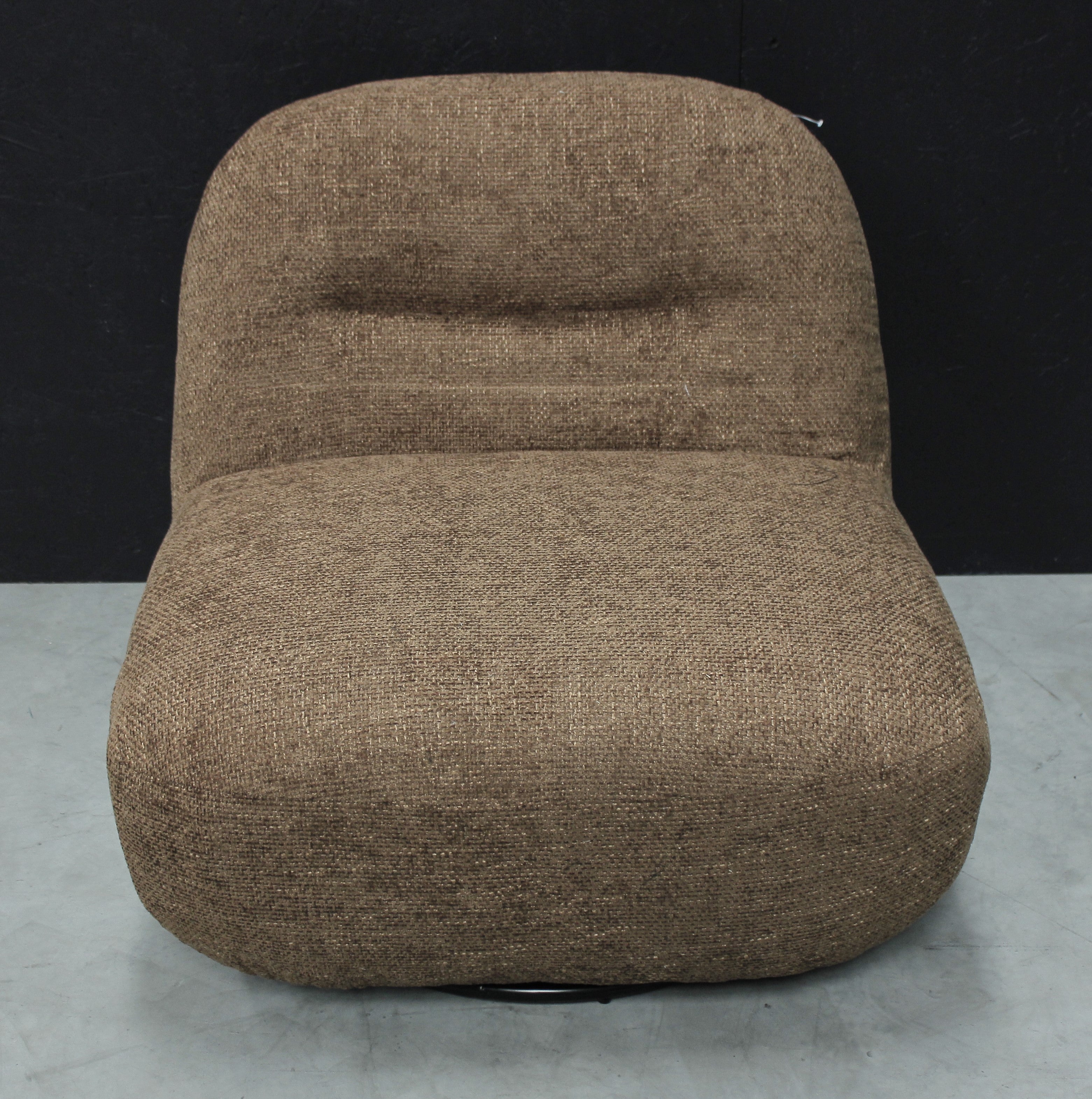 Sienna Oversized Swivel Chair in Boucle Amber