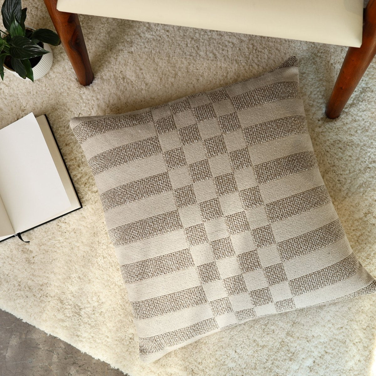 Ernest Cotton - Linen Cushion - OPULENT Co