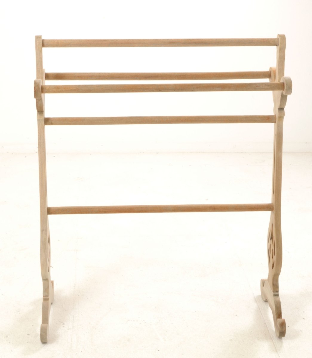 Vintage Towel Rail | Mahogany - OPULENT Co