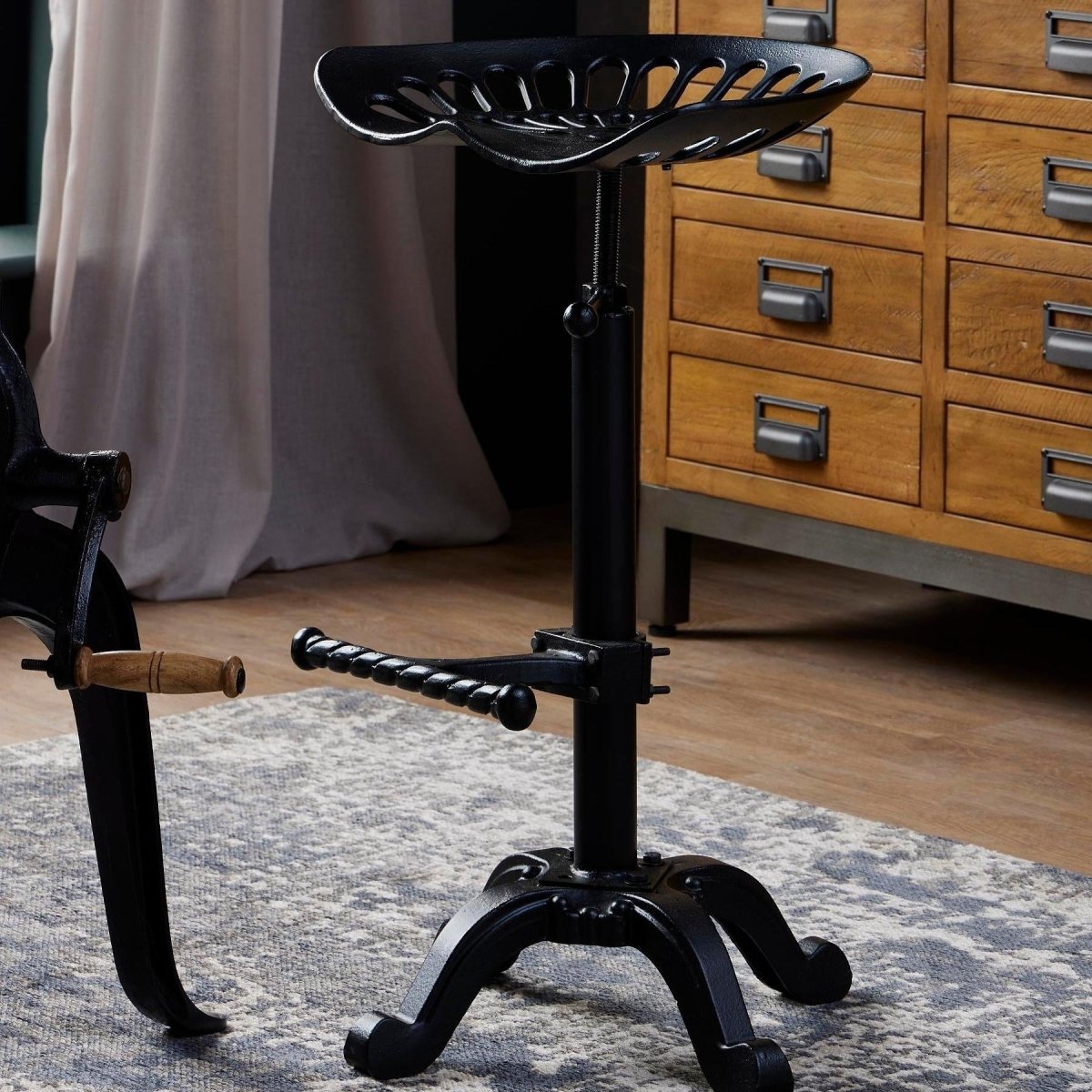 Adjustable Tractor Seat - OPULENT co